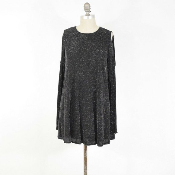 Show me Your Mumu Sparkly Cold-Shoulder Tunic - Picture 6 of 9
